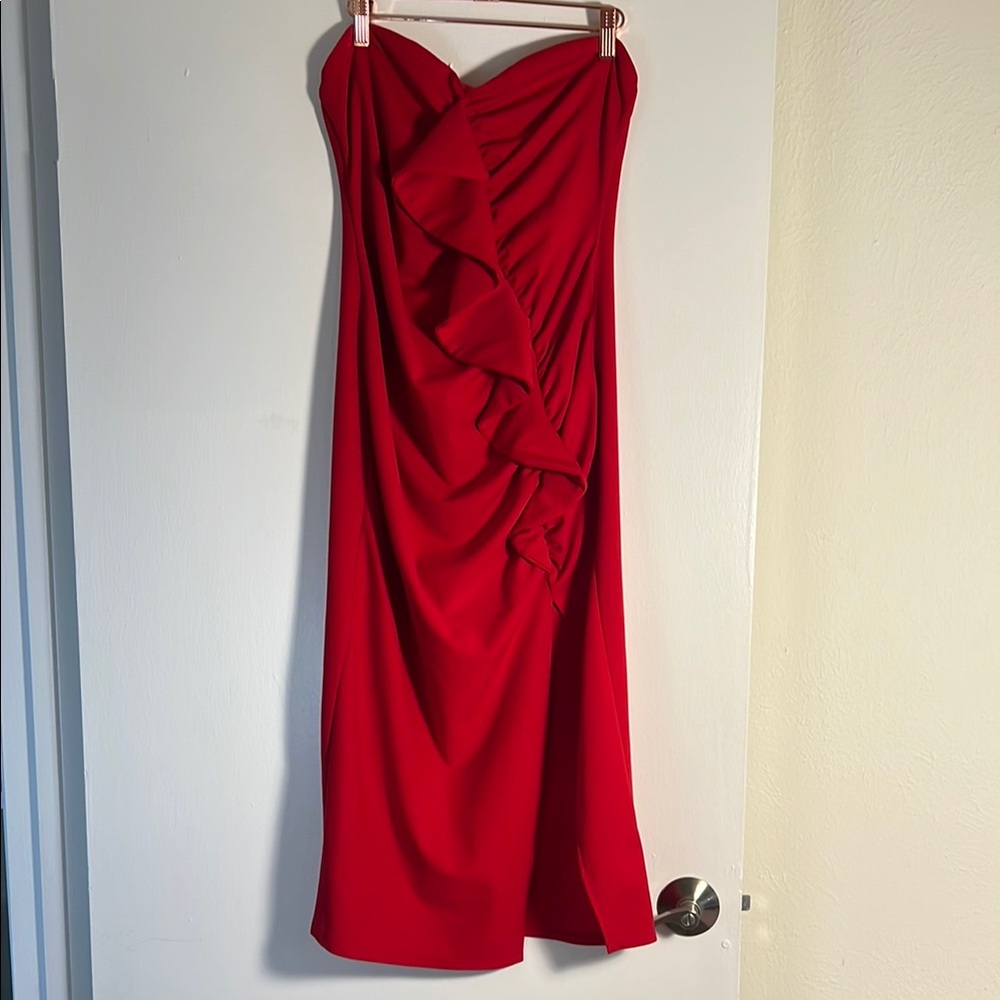 Fashion Nova Ruffled Strapless Dress w/Side Slit